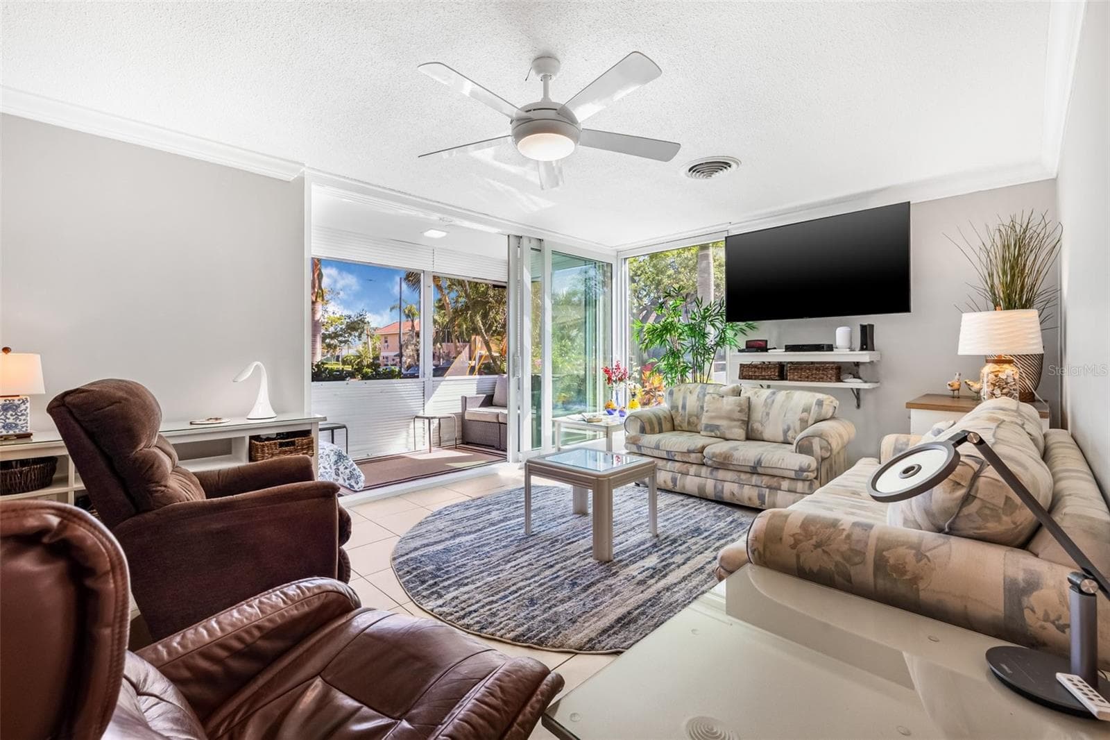 Condominium at 615 10TH AVE NE #1, ST PETERSBURG, photo 5 of 34
