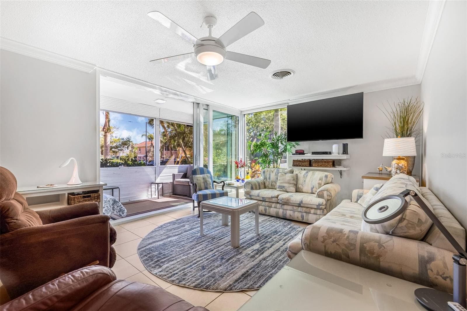 Condominium at 615 10TH AVE NE #1, ST PETERSBURG, photo 7 of 34