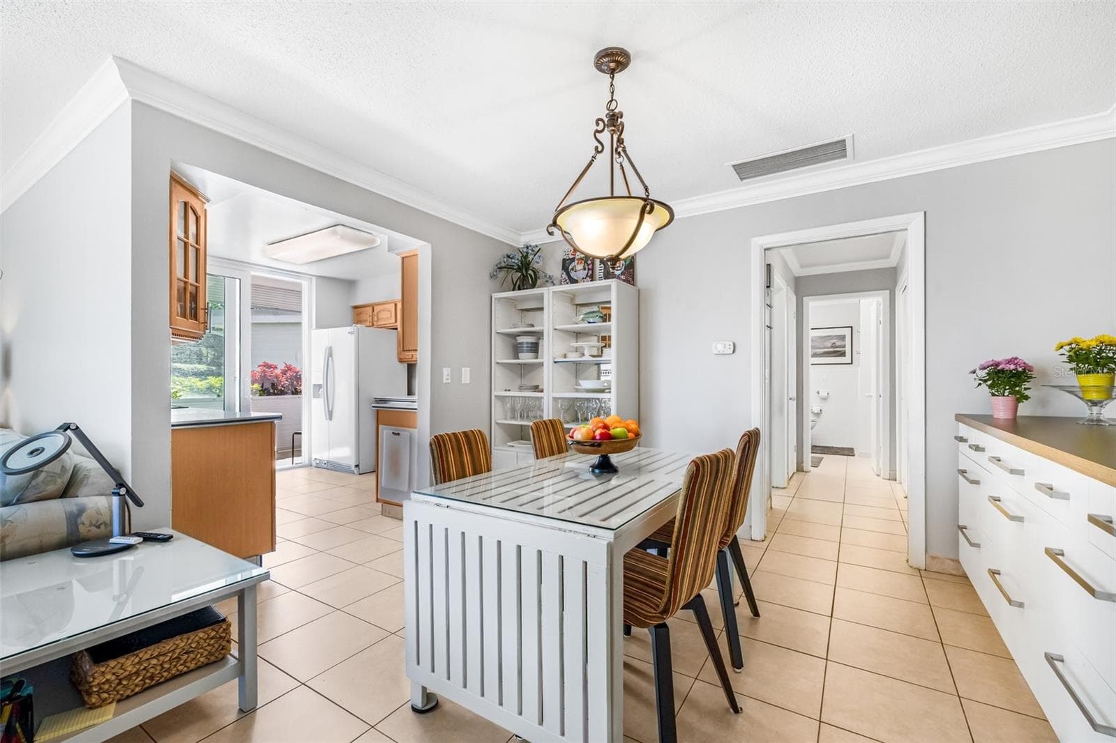 Condominium at 615 10TH AVE NE #1, ST PETERSBURG, photo 11 of 34