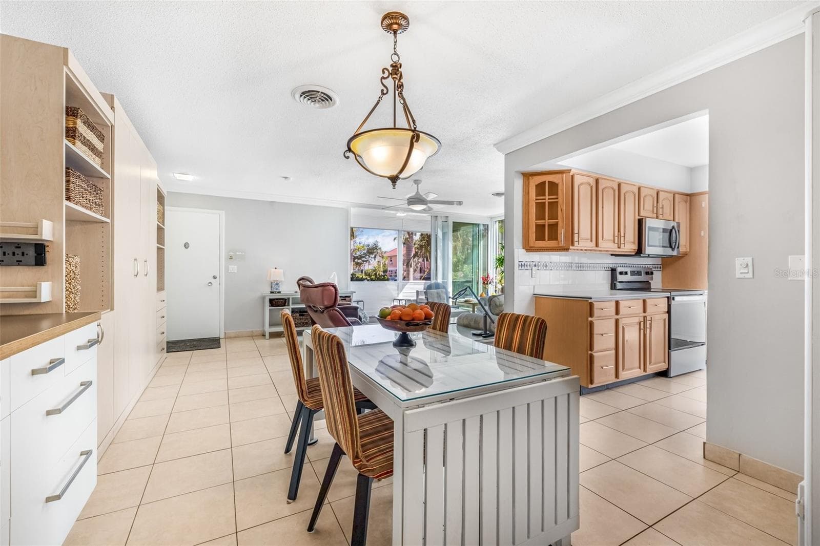 Condominium at 615 10TH AVE NE #1, ST PETERSBURG, photo 12 of 34