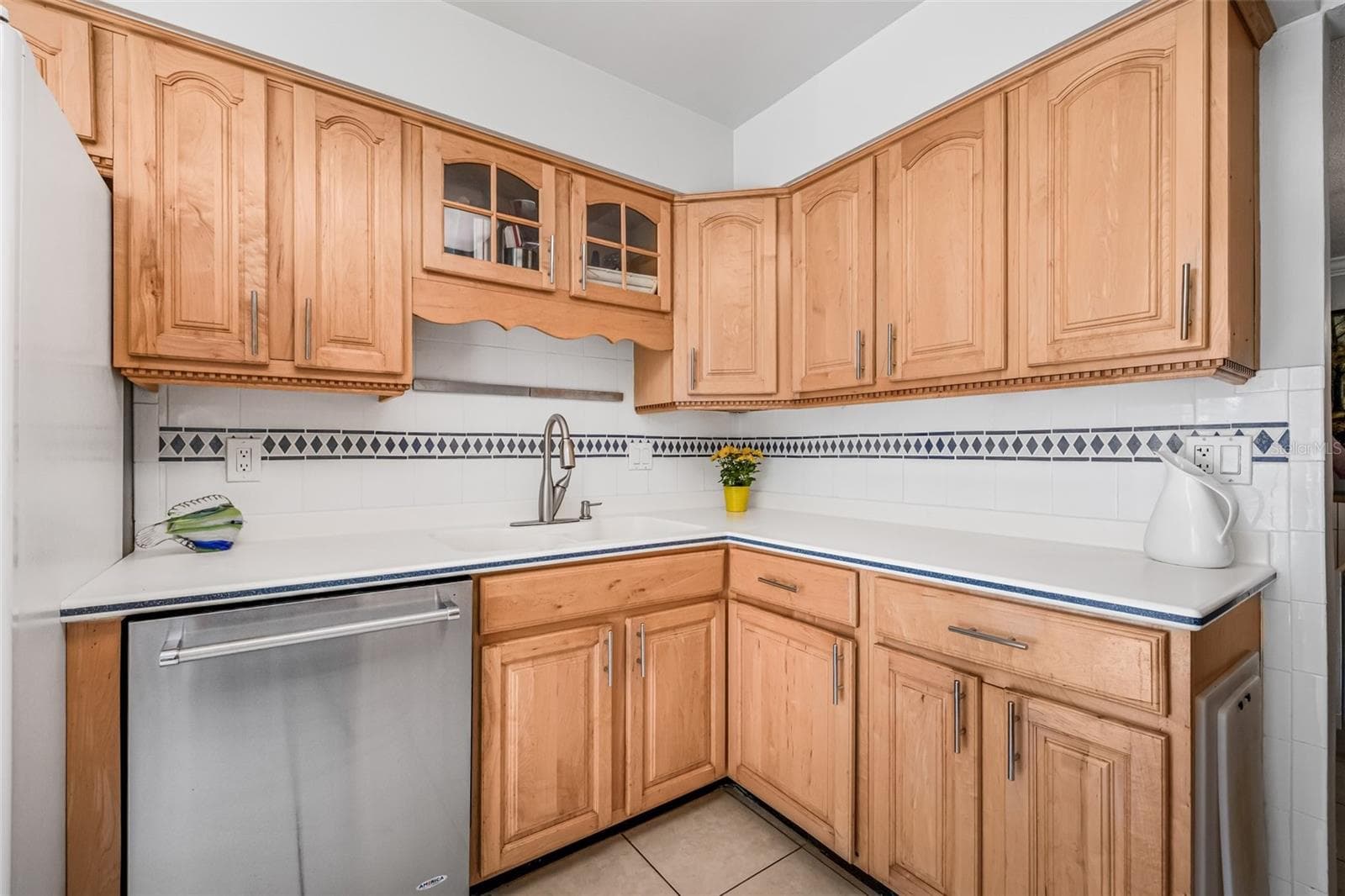 Condominium at 615 10TH AVE NE #1, ST PETERSBURG, photo 16 of 34