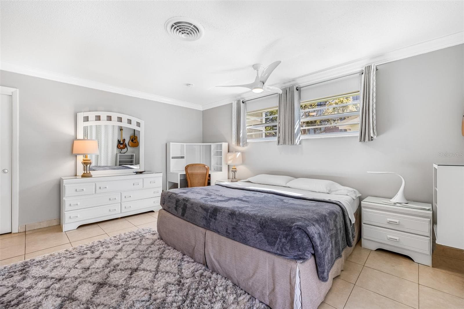 Condominium at 615 10TH AVE NE #1, ST PETERSBURG, photo 19 of 34