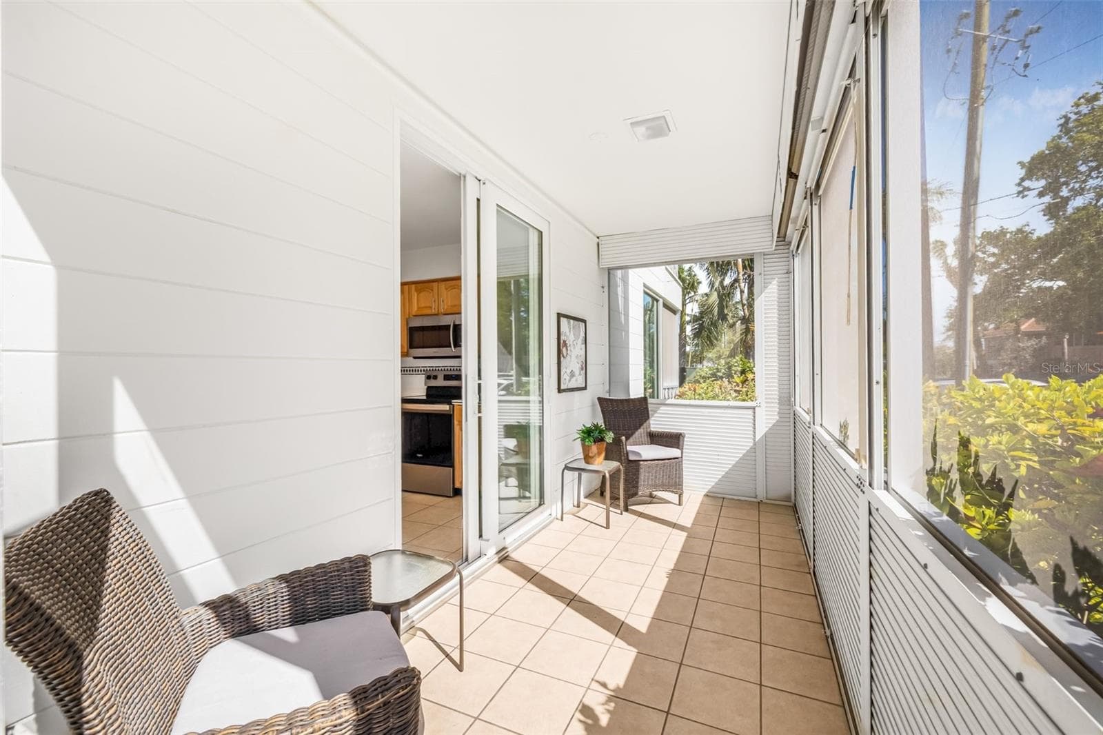 Condominium at 615 10TH AVE NE #1, ST PETERSBURG, photo 24 of 34