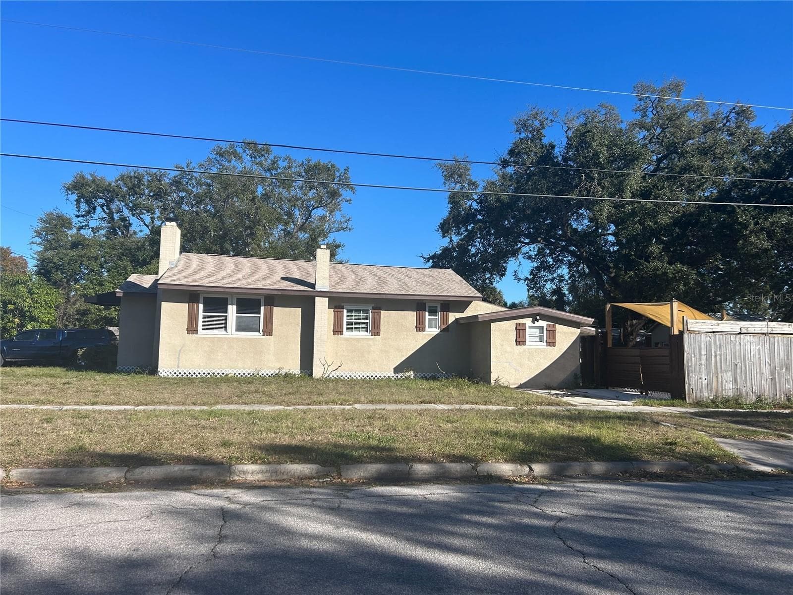 3324 W MARLIN AVE