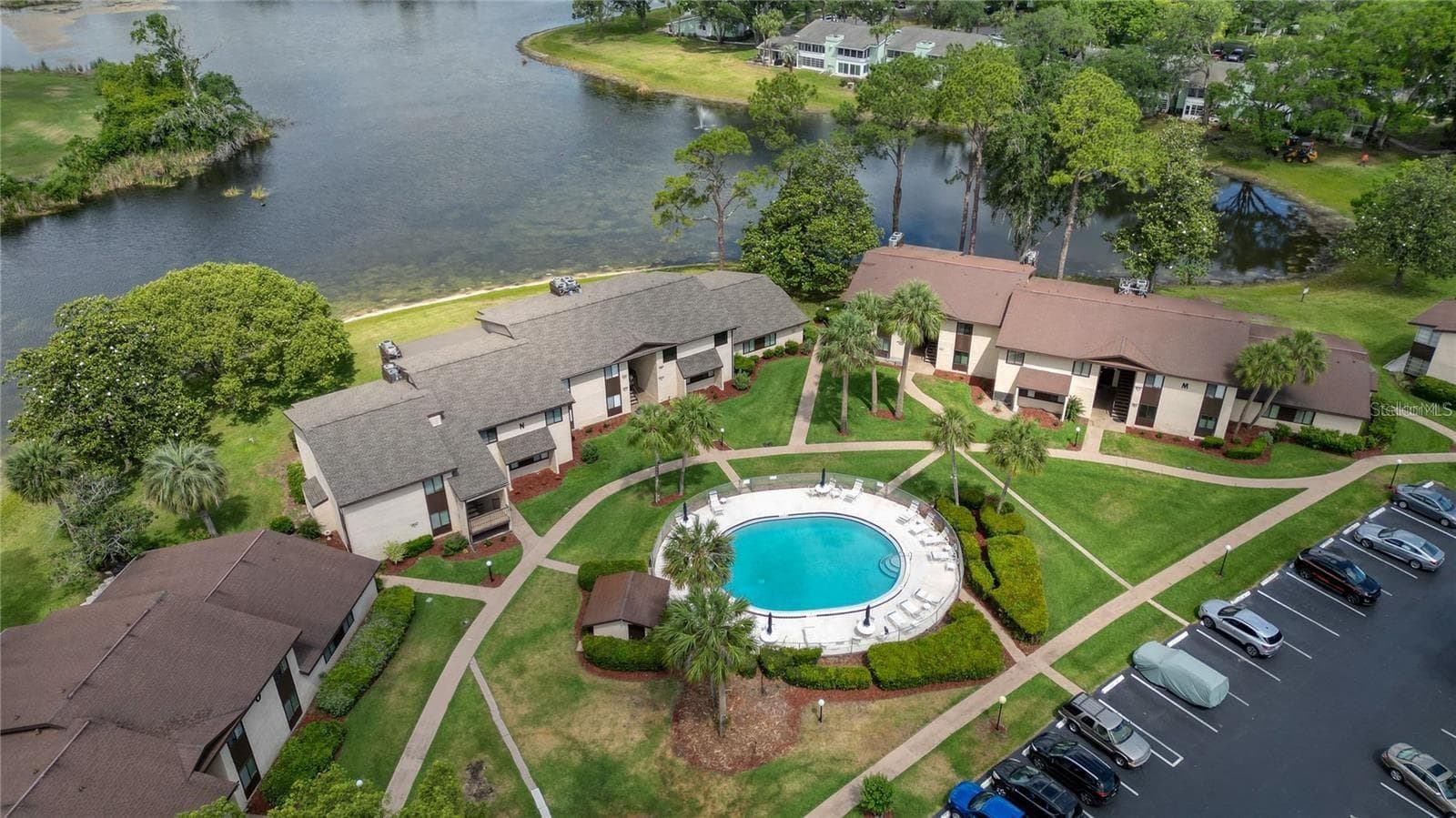 Condominium at 625 MIDWAY DR #A, OCALA, photo 4 of 39