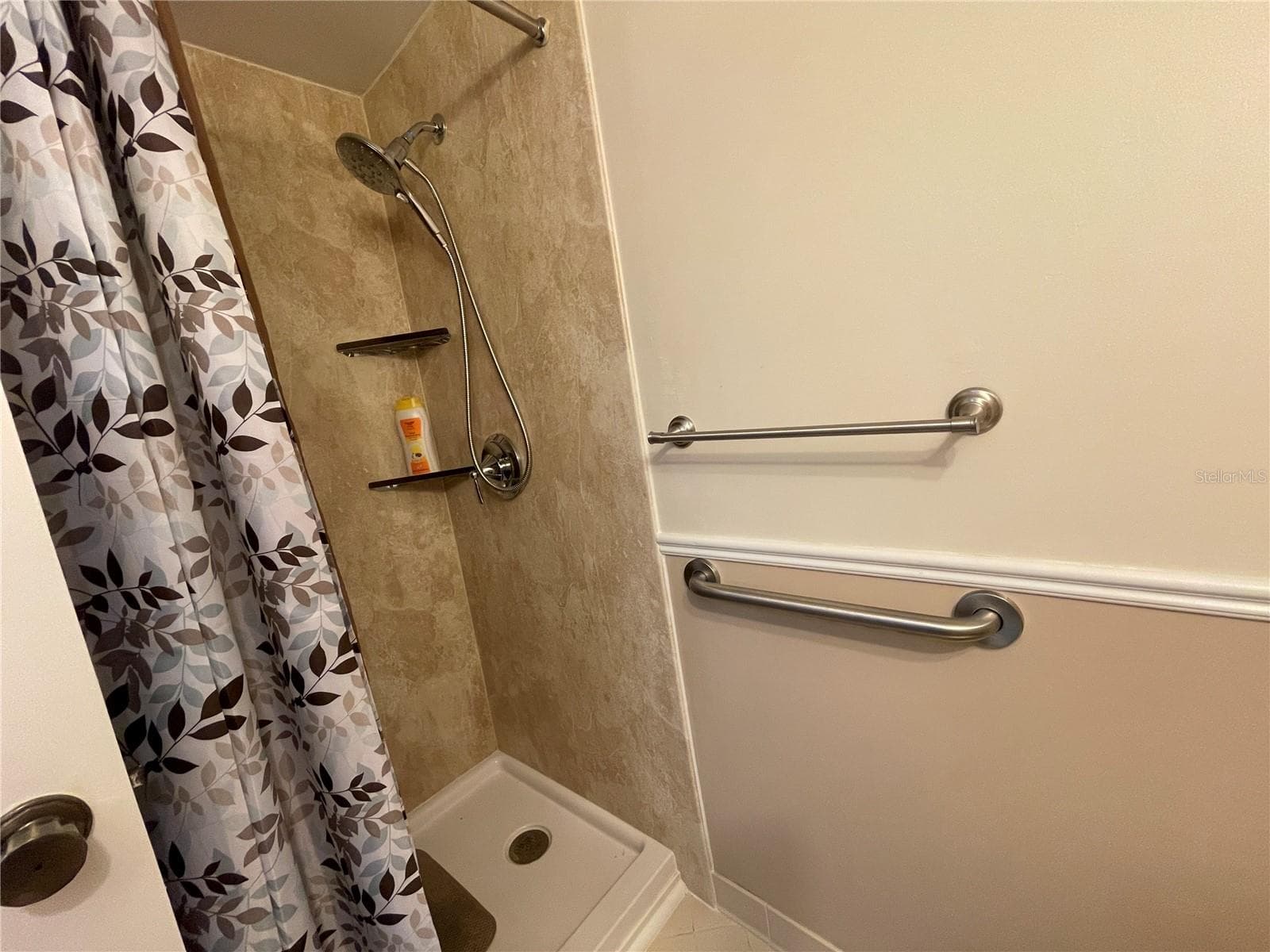Condominium at 625 MIDWAY DR #A, OCALA, photo 17 of 39