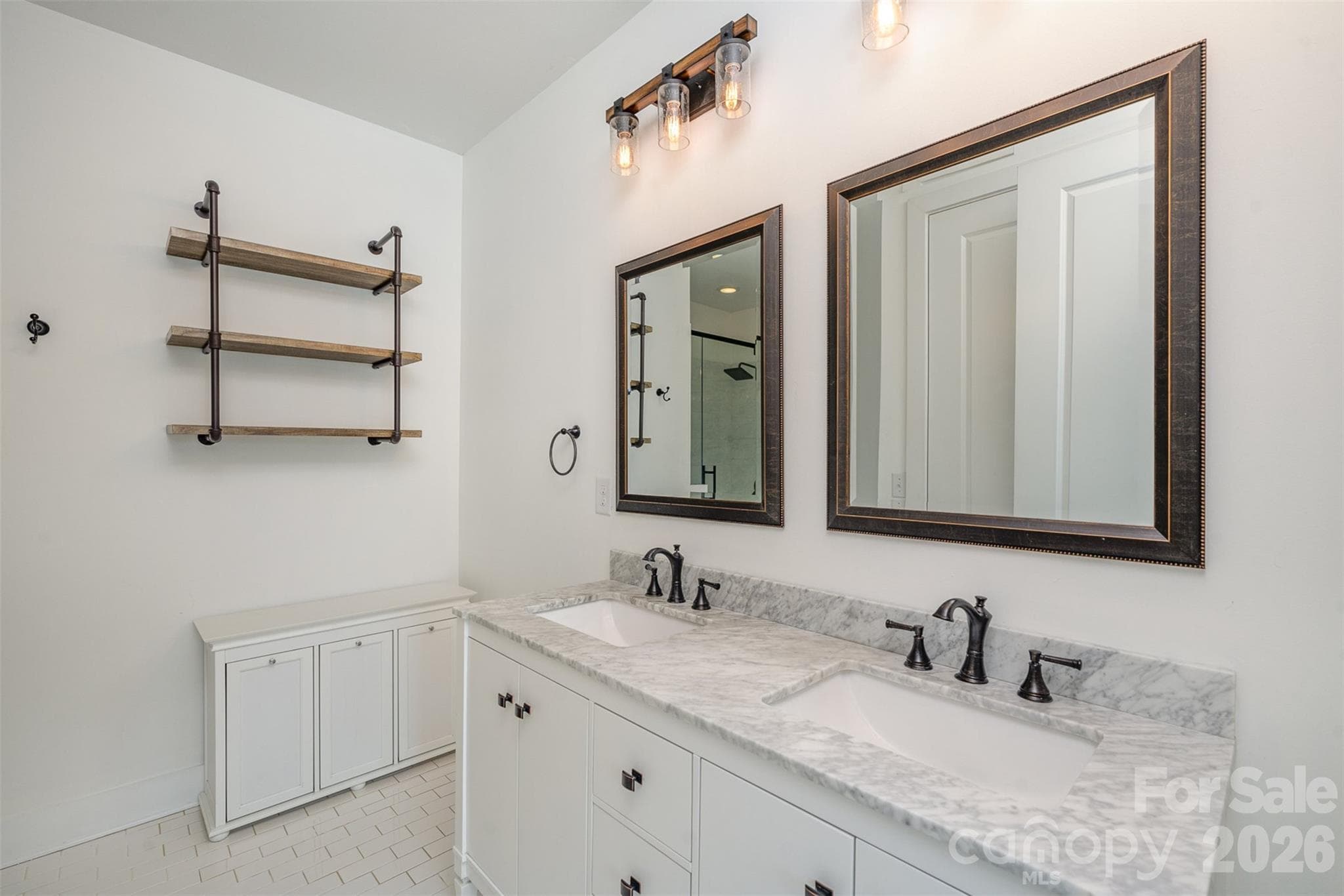 Condominium at 1101 W 1st Street, Charlotte, photo 16 of 40