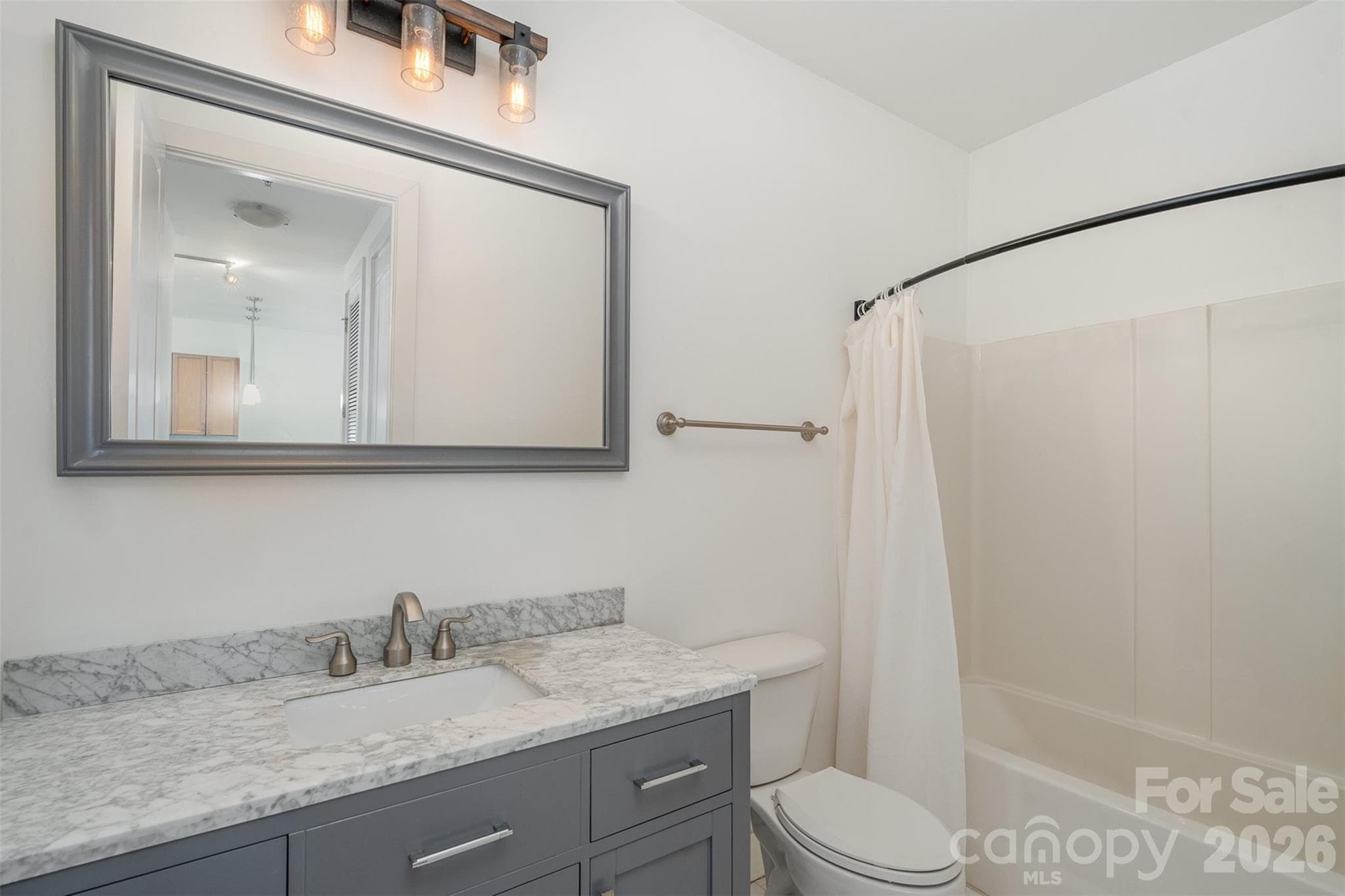 Condominium at 1101 W 1st Street, Charlotte, photo 22 of 40