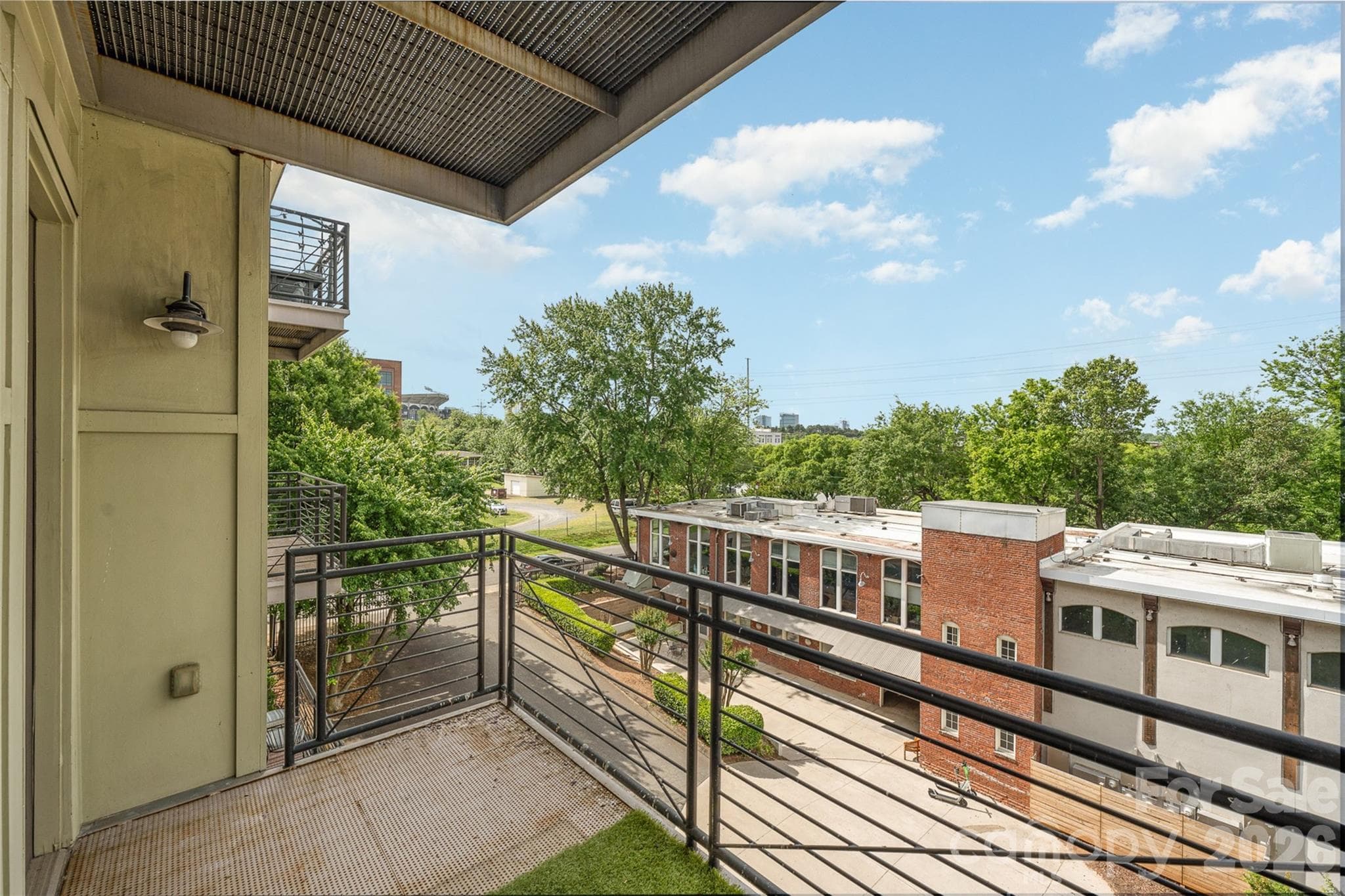 Condominium at 1101 W 1st Street, Charlotte, photo 25 of 40