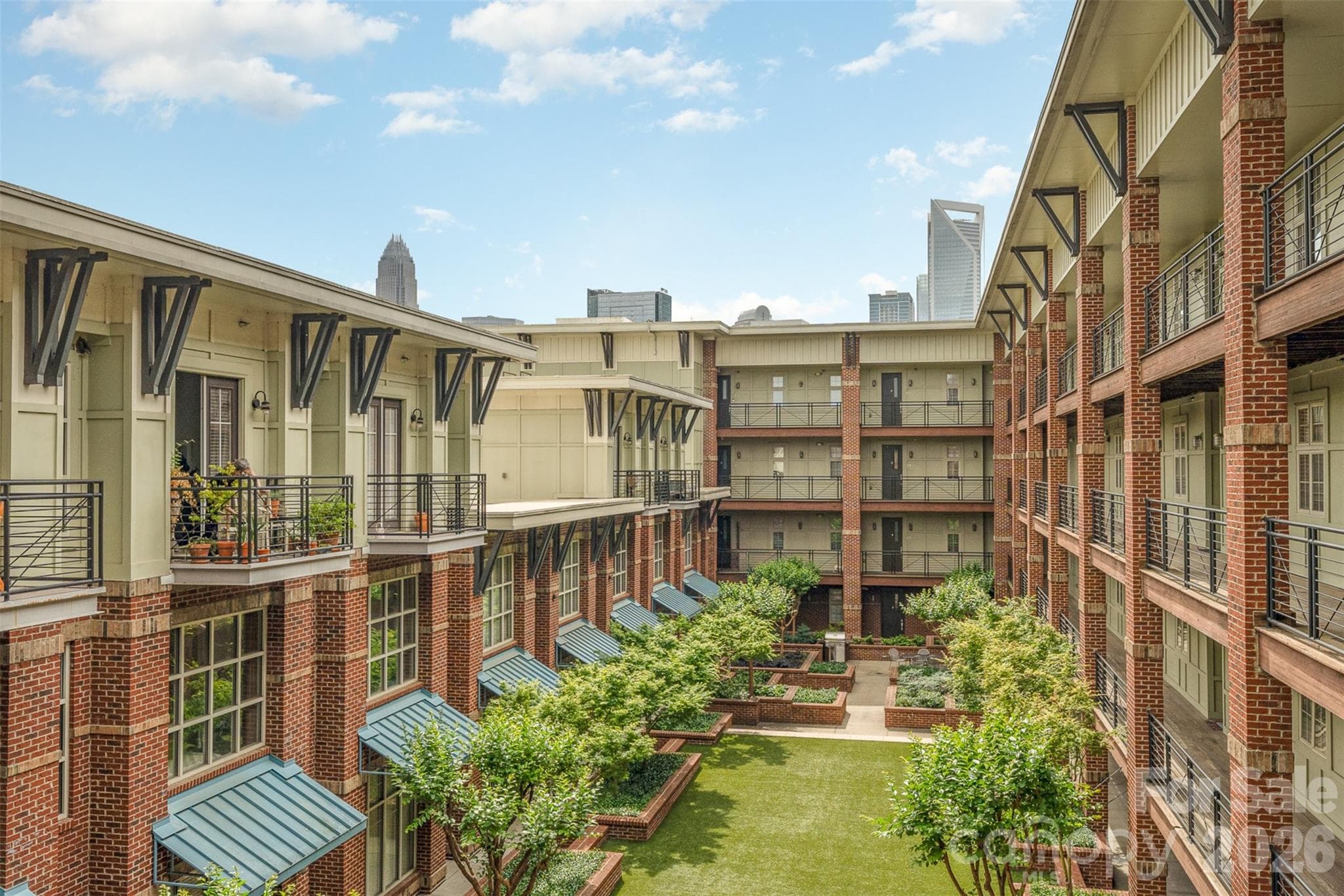 Condominium at 1101 W 1st Street, Charlotte, photo 26 of 40