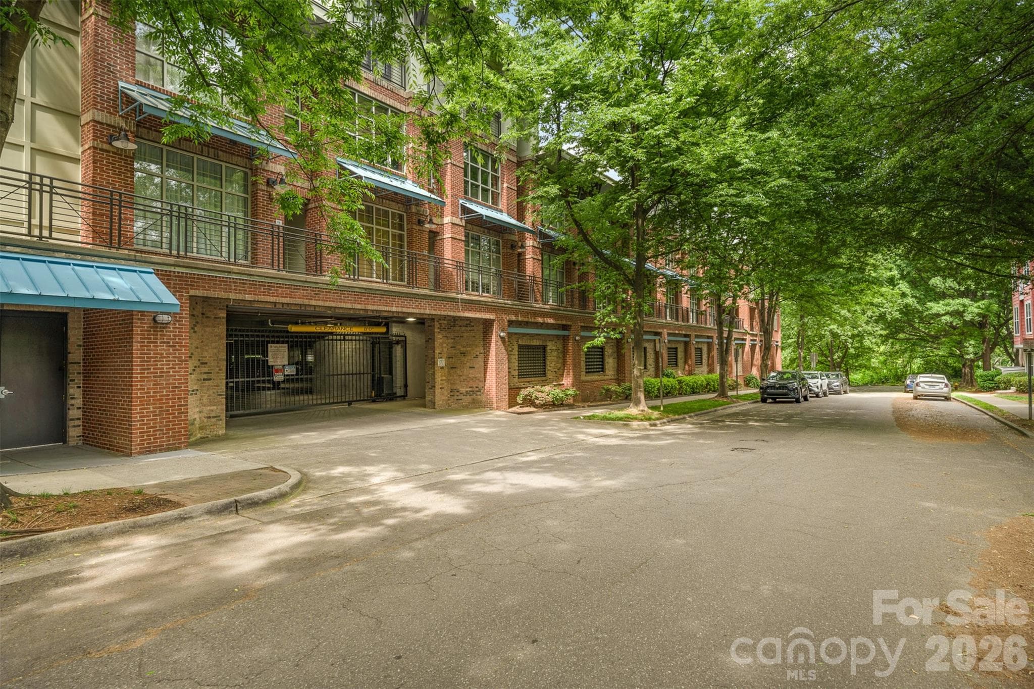 Condominium at 1101 W 1st Street, Charlotte, photo 29 of 40