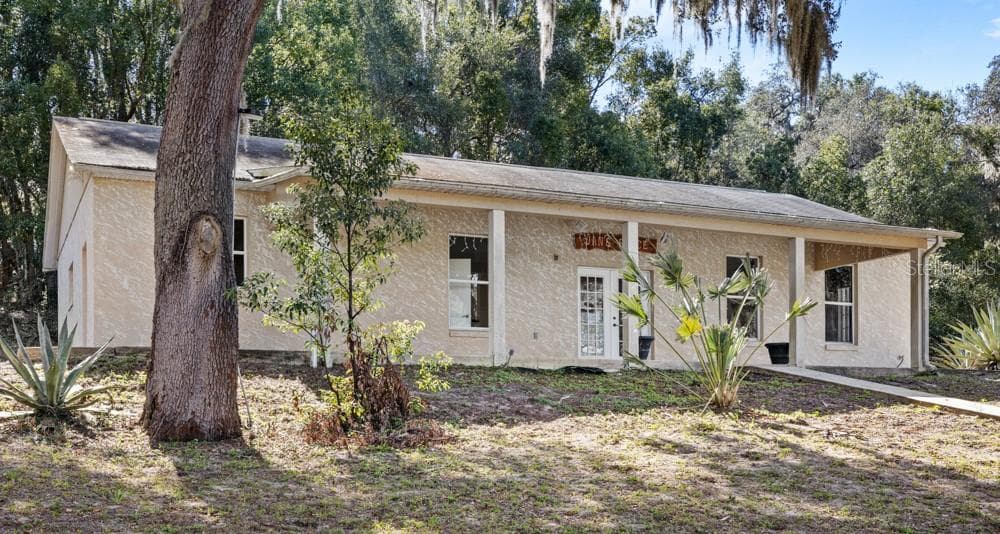 Single Family Residence at 19621 LAKE LINCOLN LN, EUSTIS, photo 2 of 79