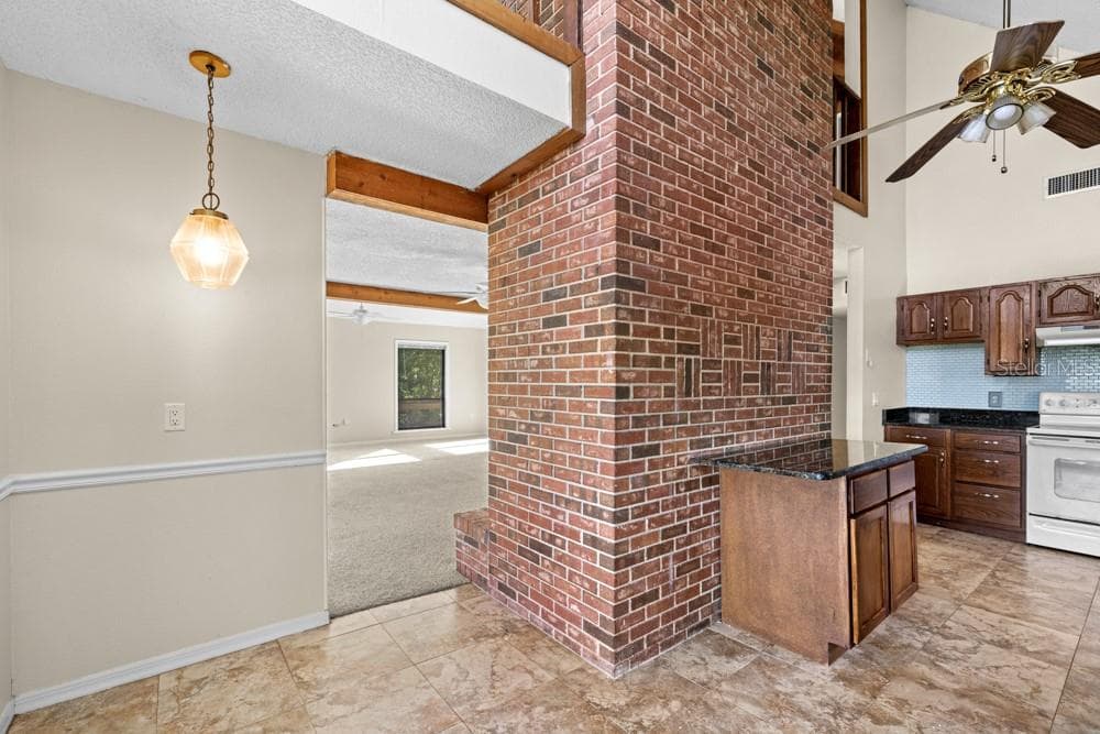 Single Family Residence at 19621 LAKE LINCOLN LN, EUSTIS, photo 13 of 79