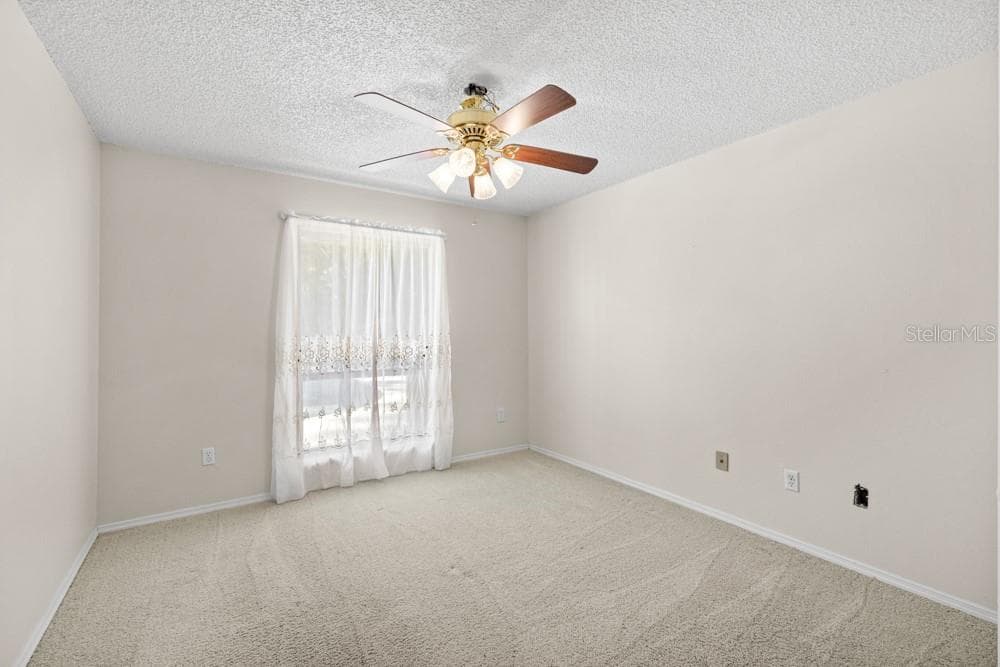 Single Family Residence at 19621 LAKE LINCOLN LN, EUSTIS, photo 17 of 79