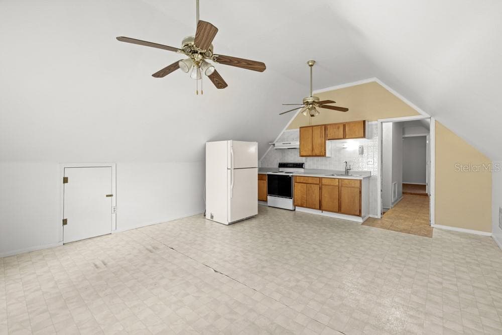 Single Family Residence at 19621 LAKE LINCOLN LN, EUSTIS, photo 26 of 79