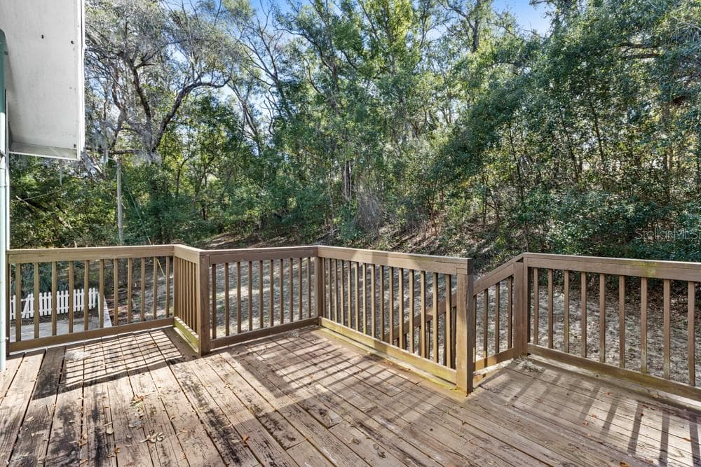 Single Family Residence at 19621 LAKE LINCOLN LN, EUSTIS, photo 36 of 79