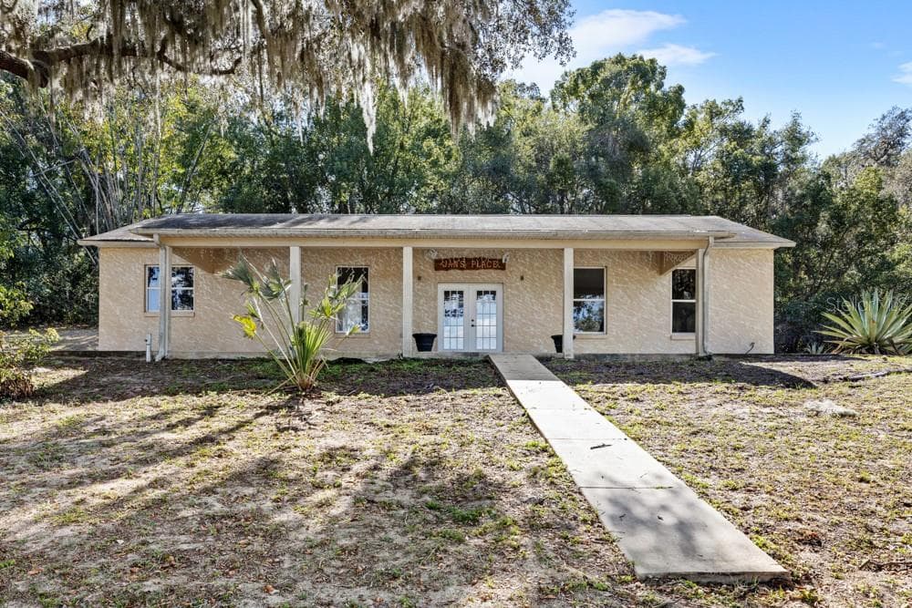 Single Family Residence at 19621 LAKE LINCOLN LN, EUSTIS, photo 68 of 79