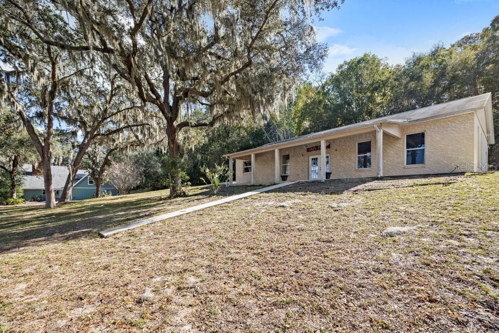 Single Family Residence at 19621 LAKE LINCOLN LN, EUSTIS, photo 69 of 79