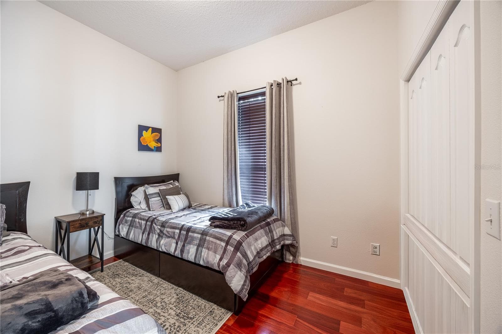 Apartment bedroom - 163 NW AMBER CT, LAKE CITY