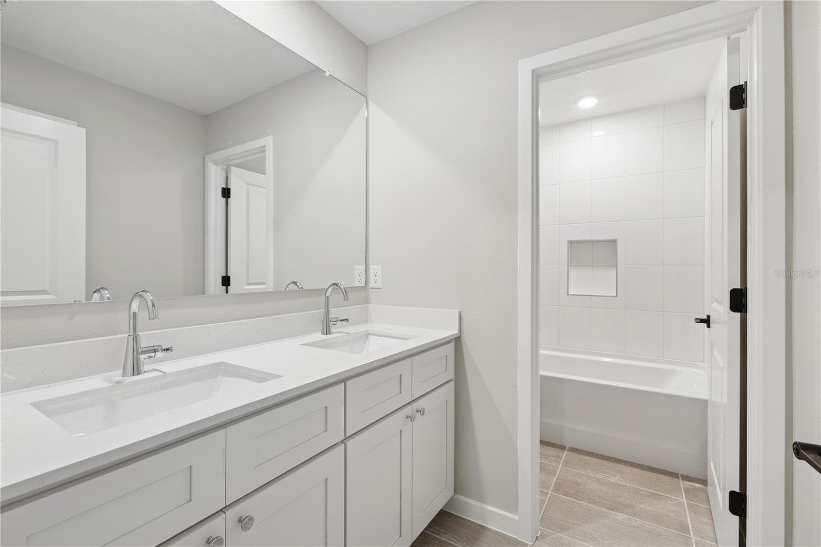 Secondary Bath - 4480 NW 37TH STREET RD, OCALA