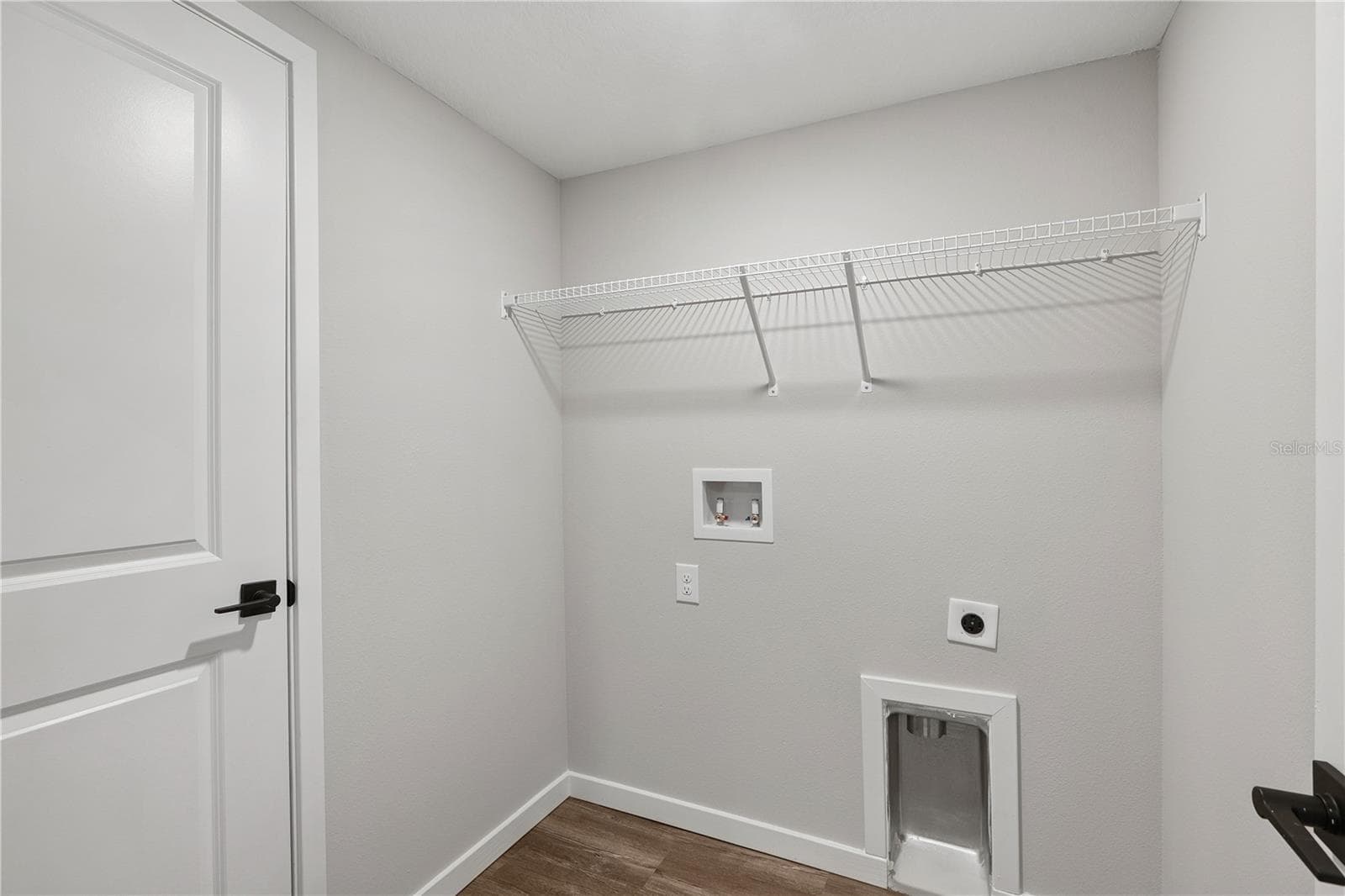 Upstairs Laundry - 4480 NW 37TH STREET RD, OCALA
