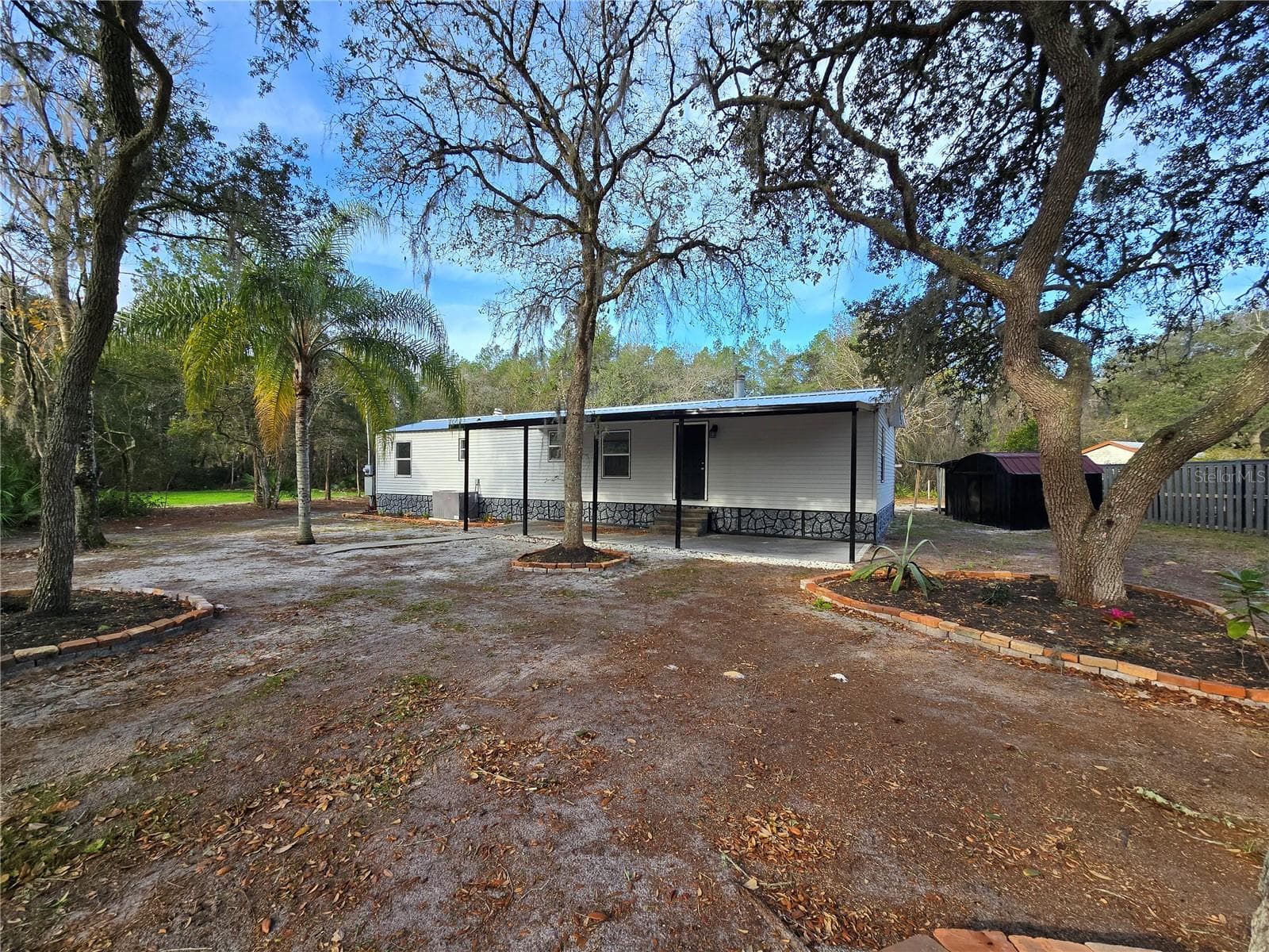 43541 DIXIE DR
