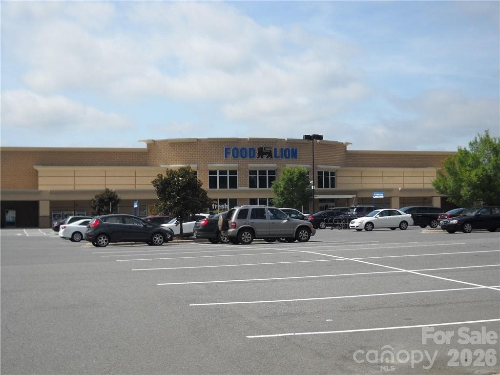 Lot at Huntersville, photo 4 of 11
