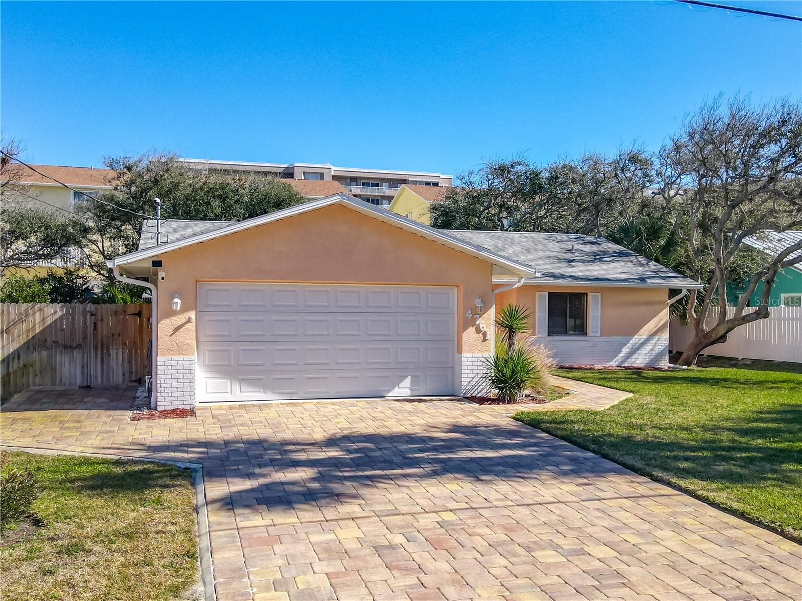 paver driveway - 4761 RIVERGLEN BLVD, PONCE INLET