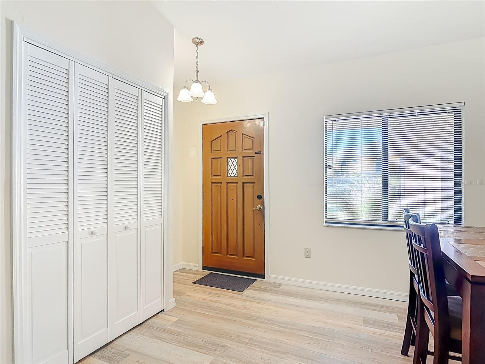 foyer - 4761 RIVERGLEN BLVD, PONCE INLET
