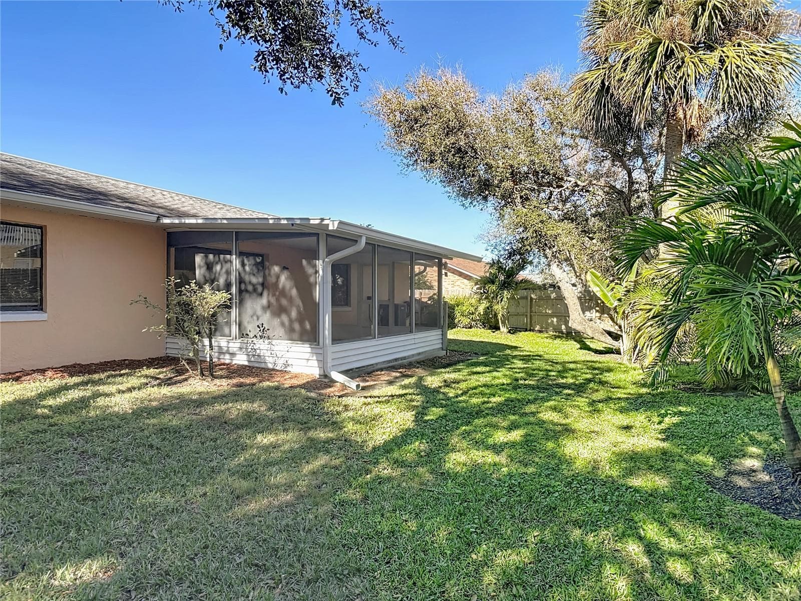 nice back yard - 4761 RIVERGLEN BLVD, PONCE INLET