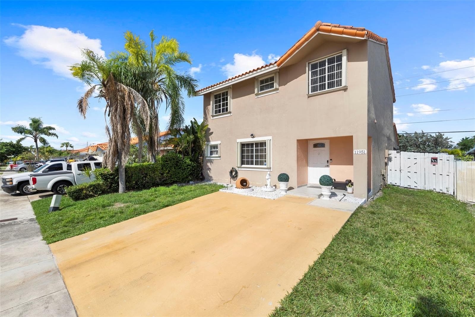 Single Family Residence at 11951 SW 208TH TER, MIAMI, photo 3 of 50