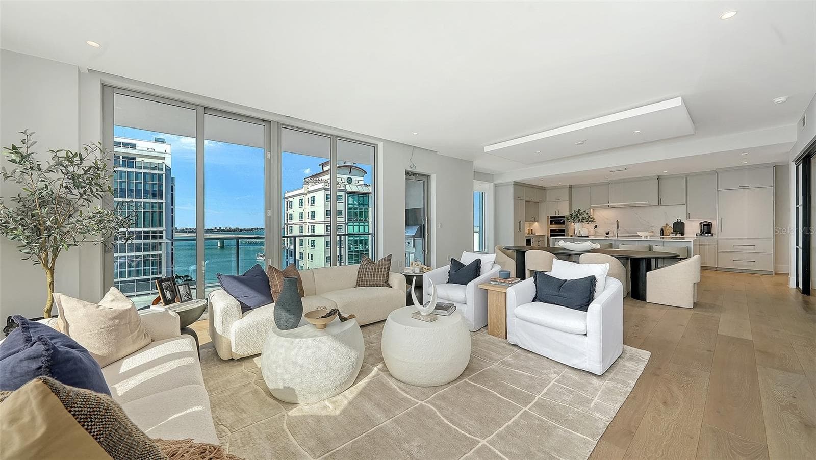 Welcome to #703 at Peninsula Sarasota! - 253 GOLDEN GATE POINT #703, SARASOTA