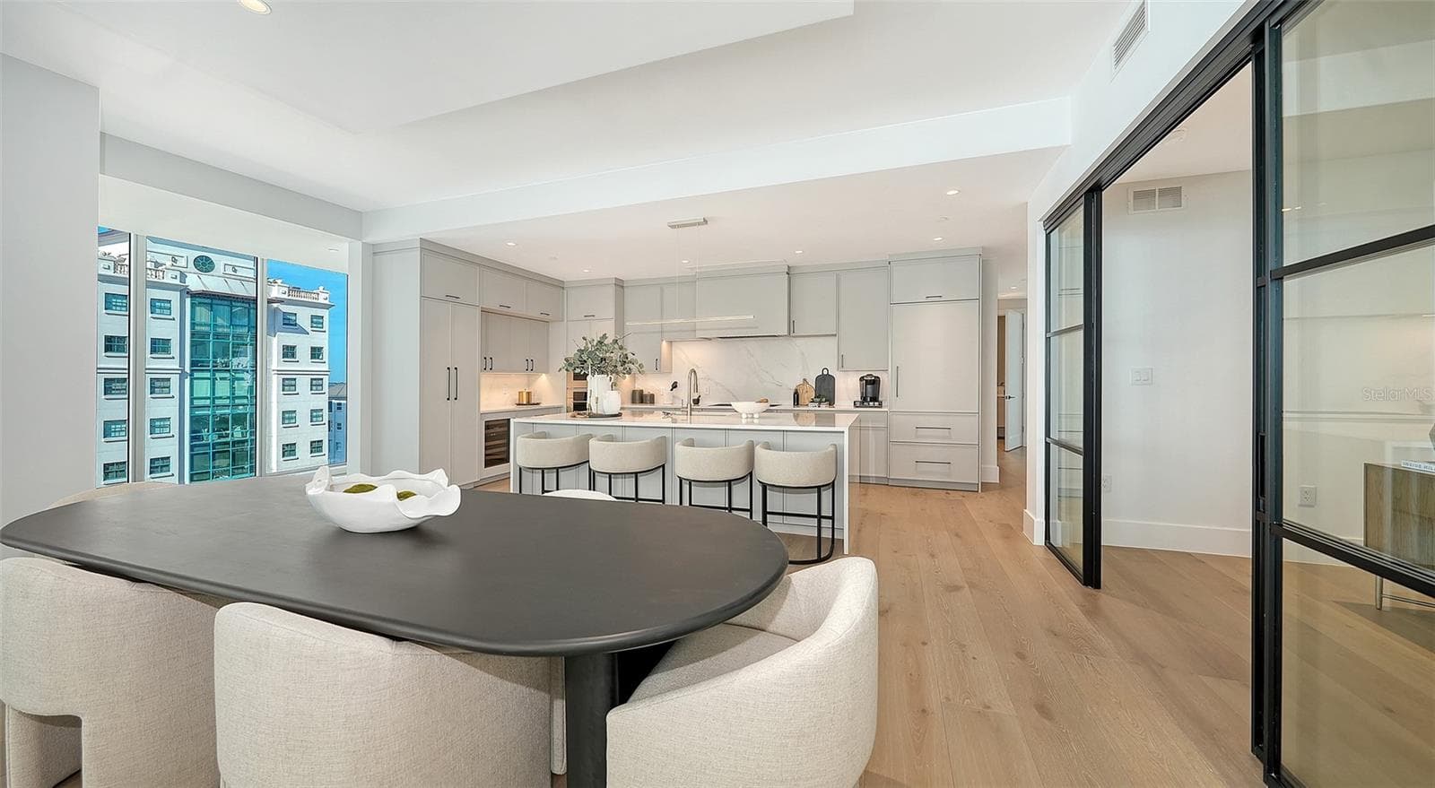 Dining Room - Open Floor Plan - 253 GOLDEN GATE POINT #703, SARASOTA