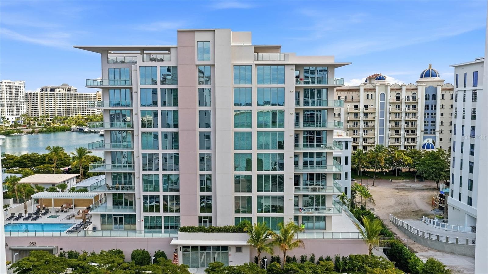 Condominium at 253 GOLDEN GATE POINT #703, SARASOTA, photo 40 of 51