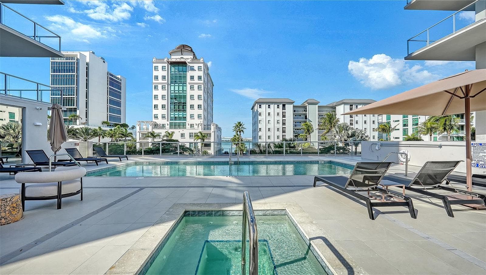 Pool and Spa - 253 GOLDEN GATE POINT #703, SARASOTA
