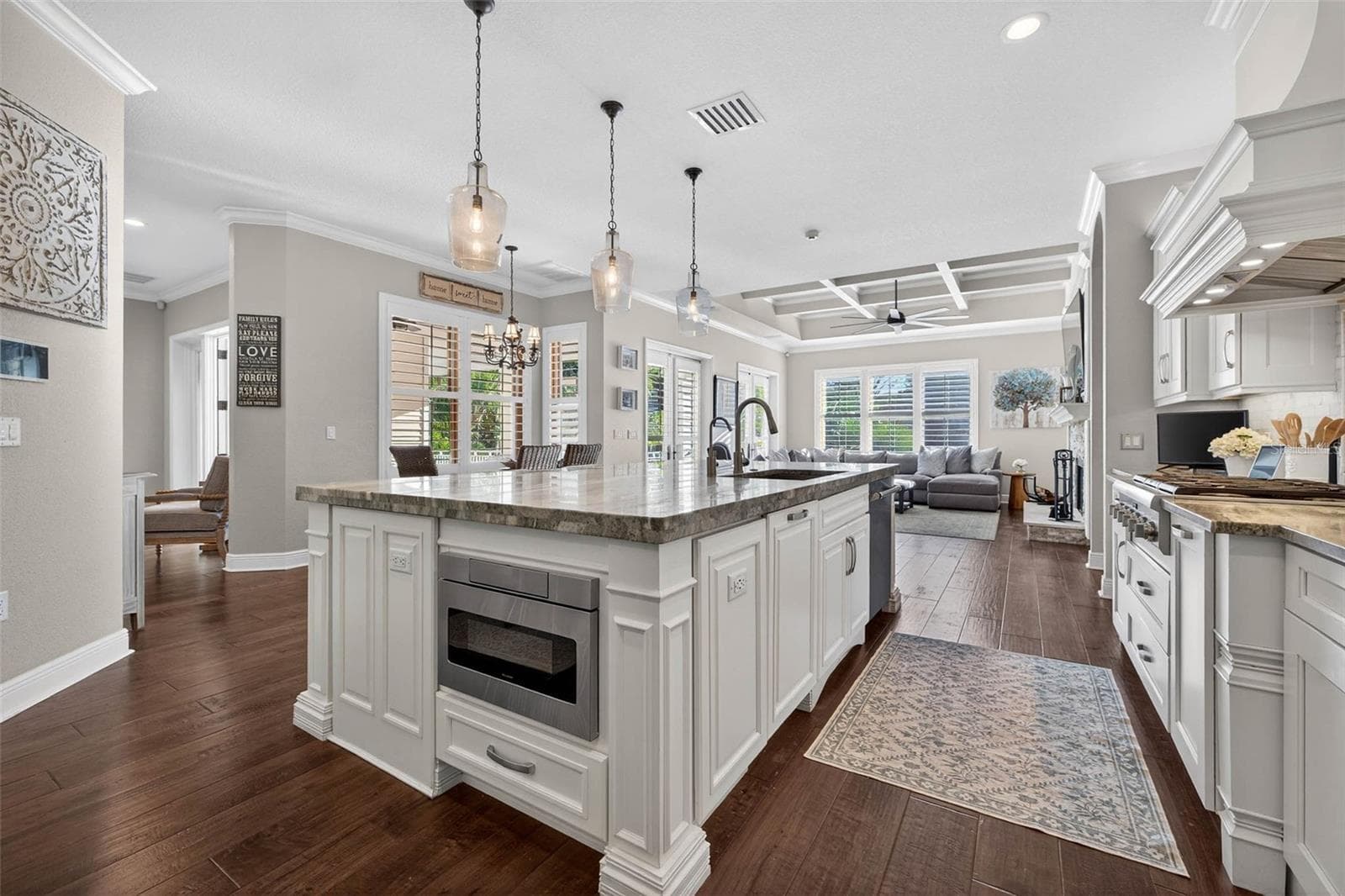 Kitchen - 1581 ALEXANDER RD, BELLEAIR