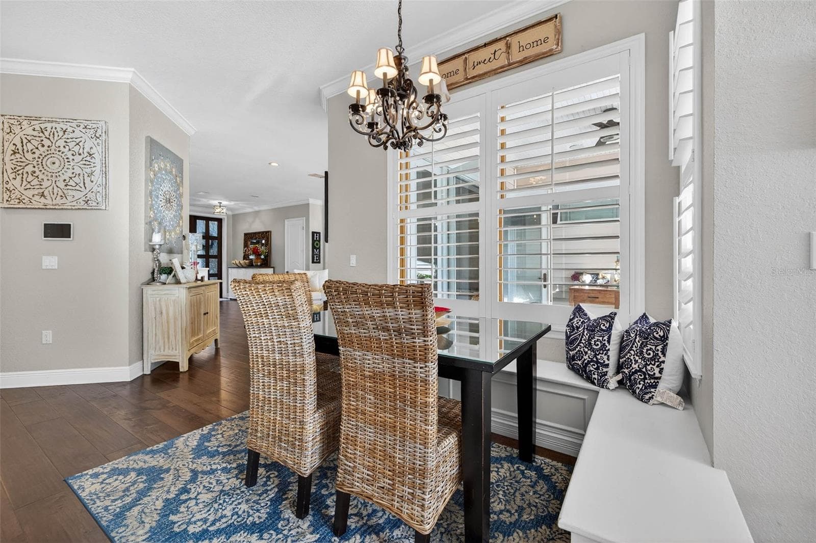 Breakfast Nook - 1581 ALEXANDER RD, BELLEAIR