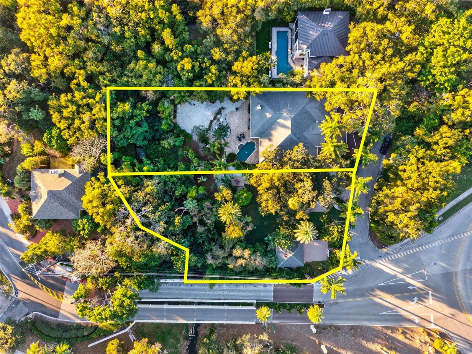 Double Lot - 1581 ALEXANDER RD, BELLEAIR