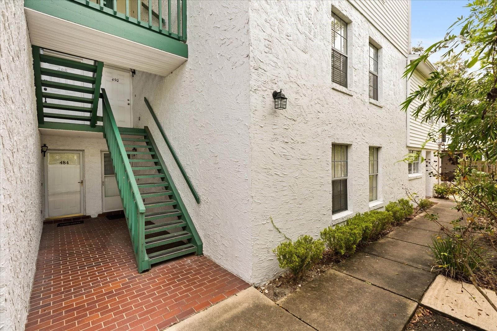 Condominium at 494 W PAR ST, ORLANDO, photo 3 of 28