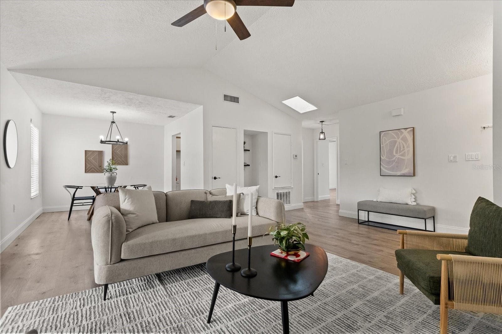 Condominium at 494 W PAR ST, ORLANDO, photo 8 of 28