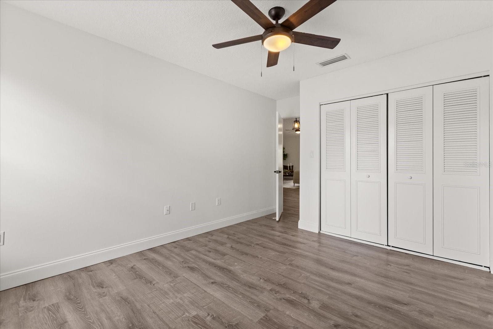 Condominium at 494 W PAR ST, ORLANDO, photo 17 of 28