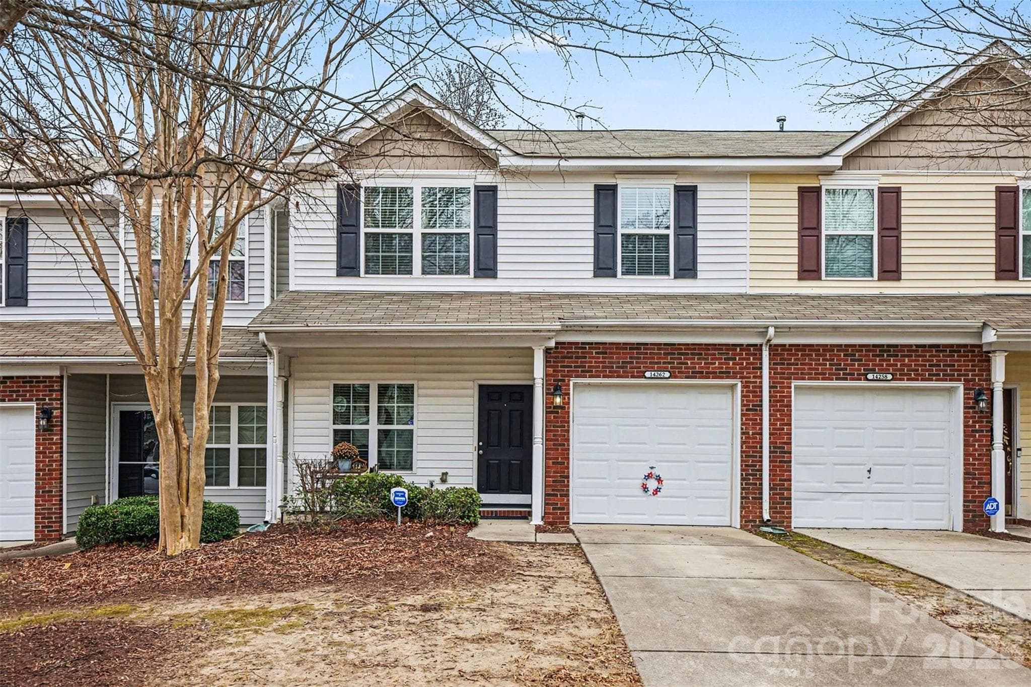 Townhouse at 14262 Tamarack Drive, Charlotte, photo 2 of 18