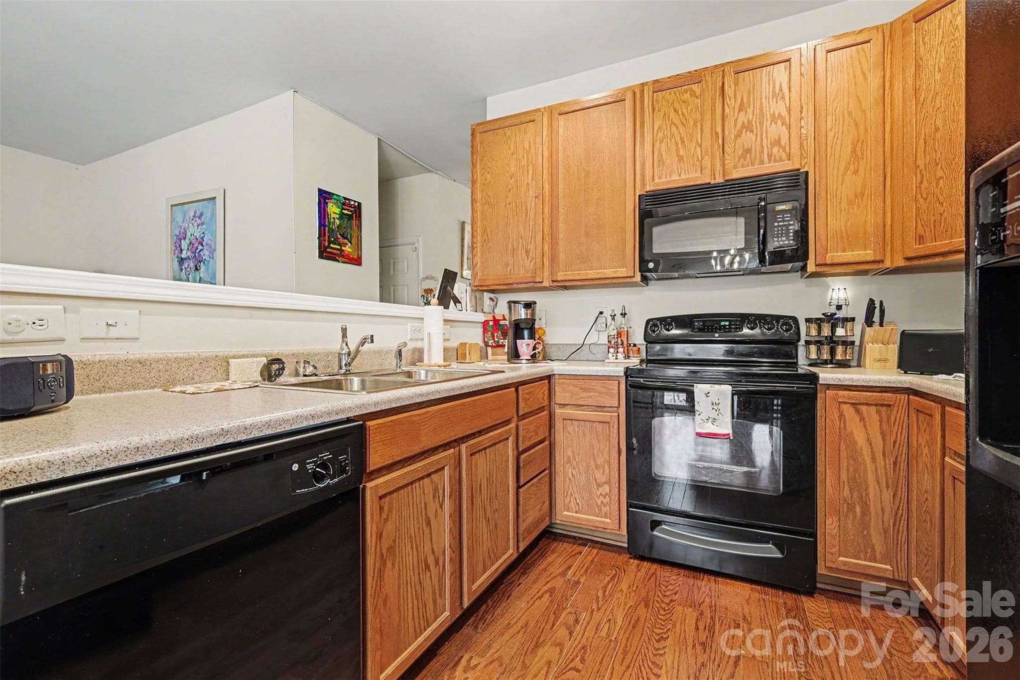 Townhouse at 14262 Tamarack Drive, Charlotte, photo 7 of 18