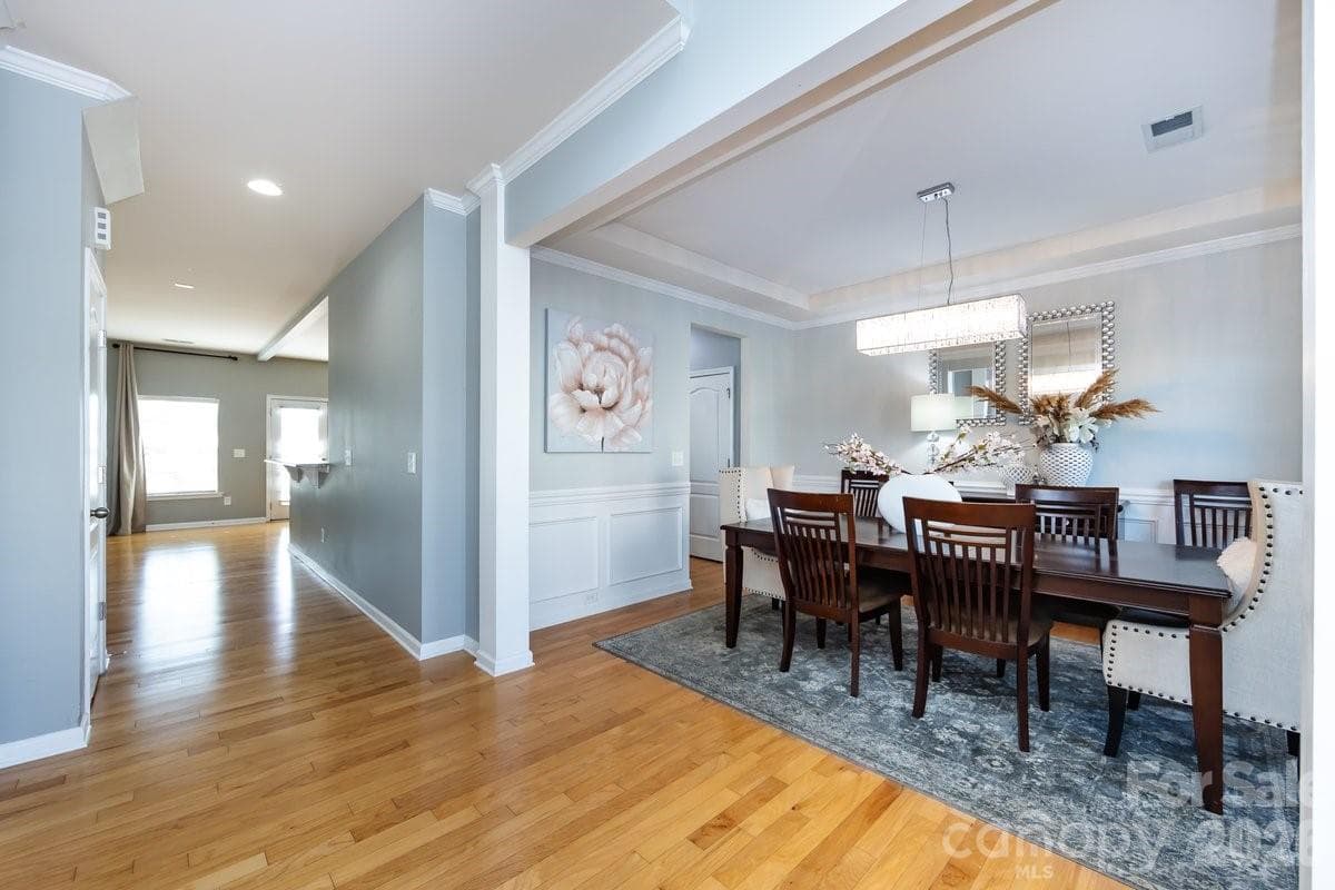 Single Family Residence at 8931 Happiness Road, Harrisburg, photo 6 of 27