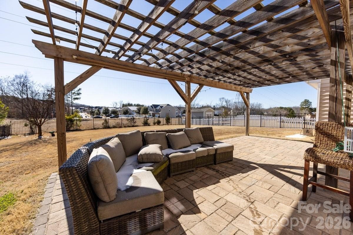 Custom Patio - 8931 Happiness Road, Harrisburg
