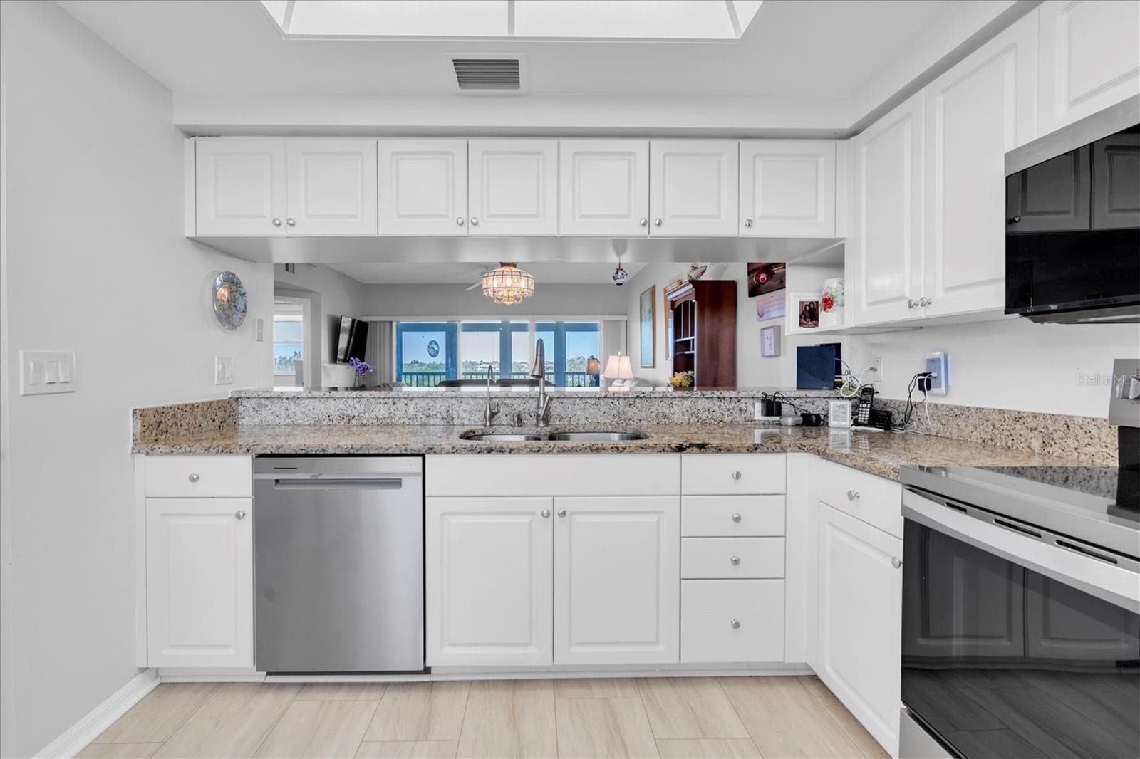 Condominium at 6315 SHORELINE DR #3307, SEMINOLE, photo 16 of 41