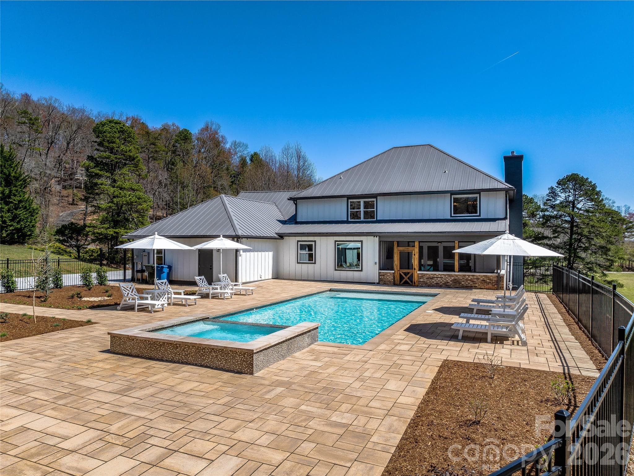 Saltwater pool with 6-person hot tub - 59 W Bradford Hill Road, Mills River
