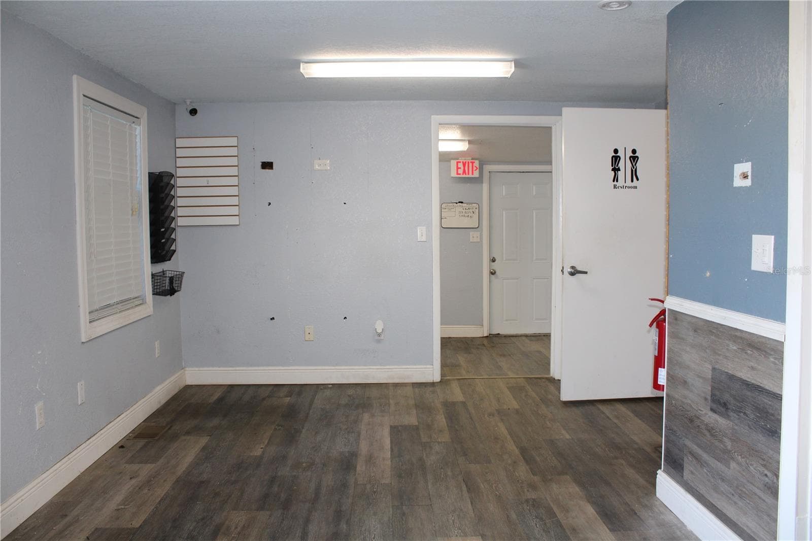 Retail at 5134 PLYNA ST, SPRING HILL, photo 6 of 23