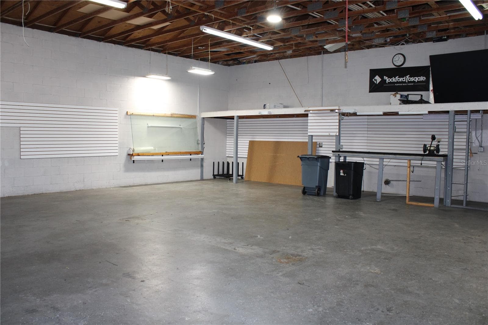 Retail at 5134 PLYNA ST, SPRING HILL, photo 14 of 23