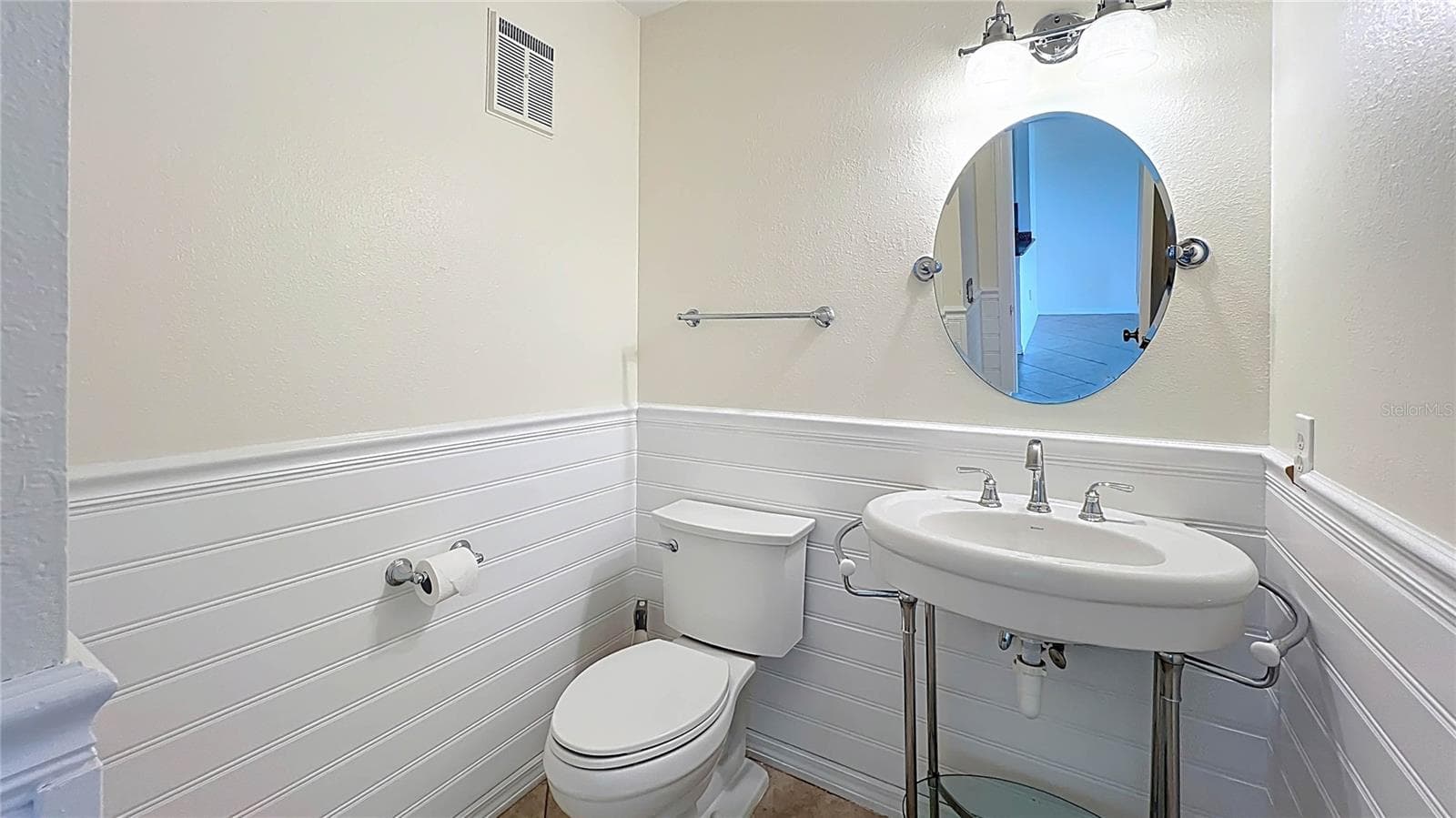 Condominium at 630 KILLARNEY BAY CT #3, WINTER PARK, photo 15 of 55